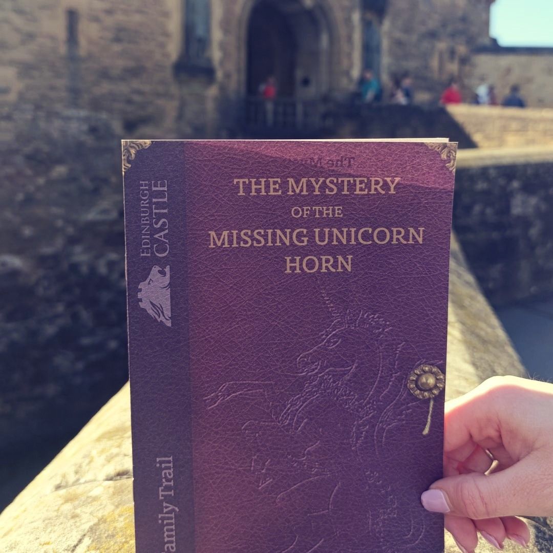 Cover title reads The Mystery of the Missing Unicorn Horn