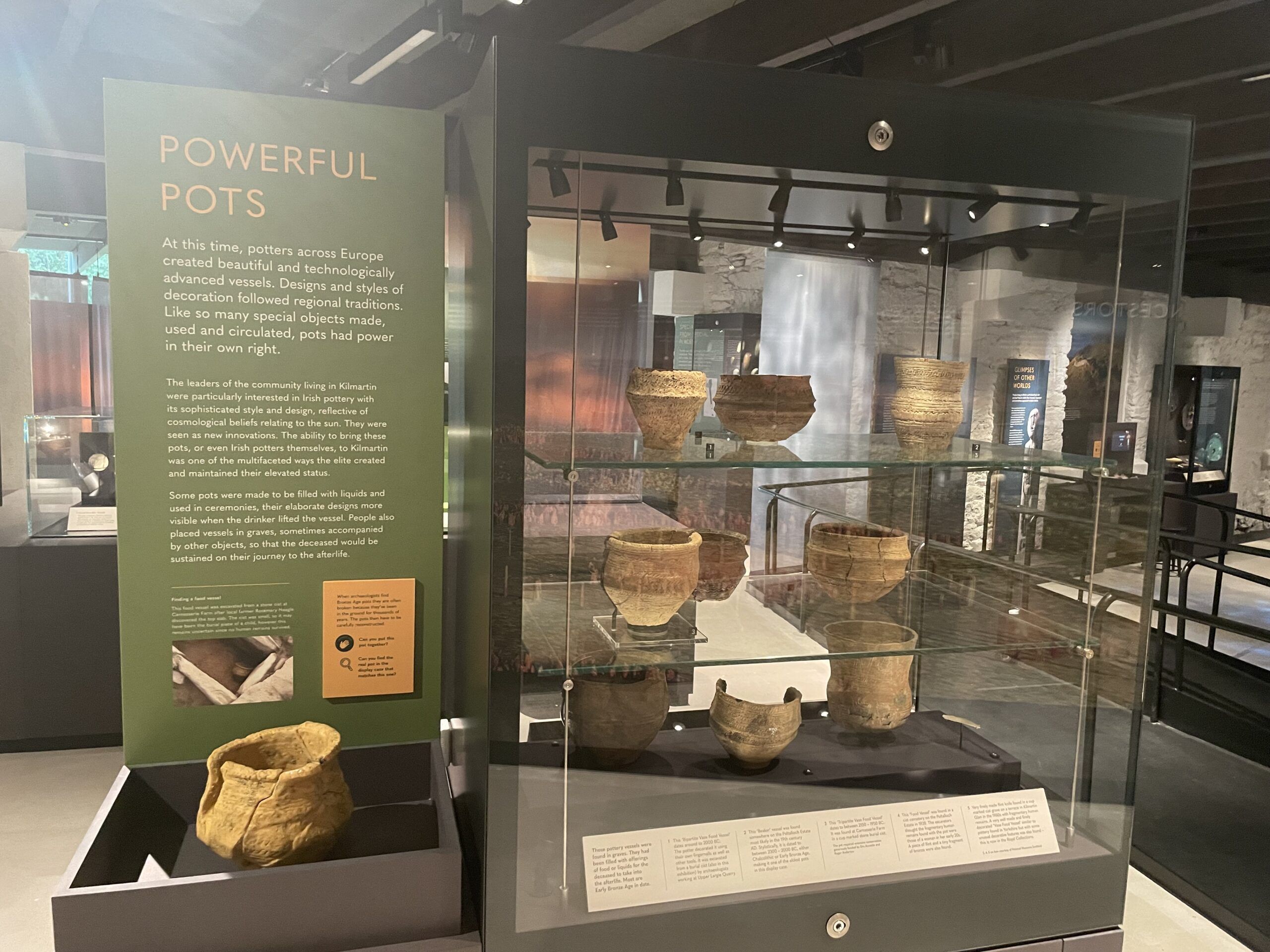 Showcase of Bronze Age pots